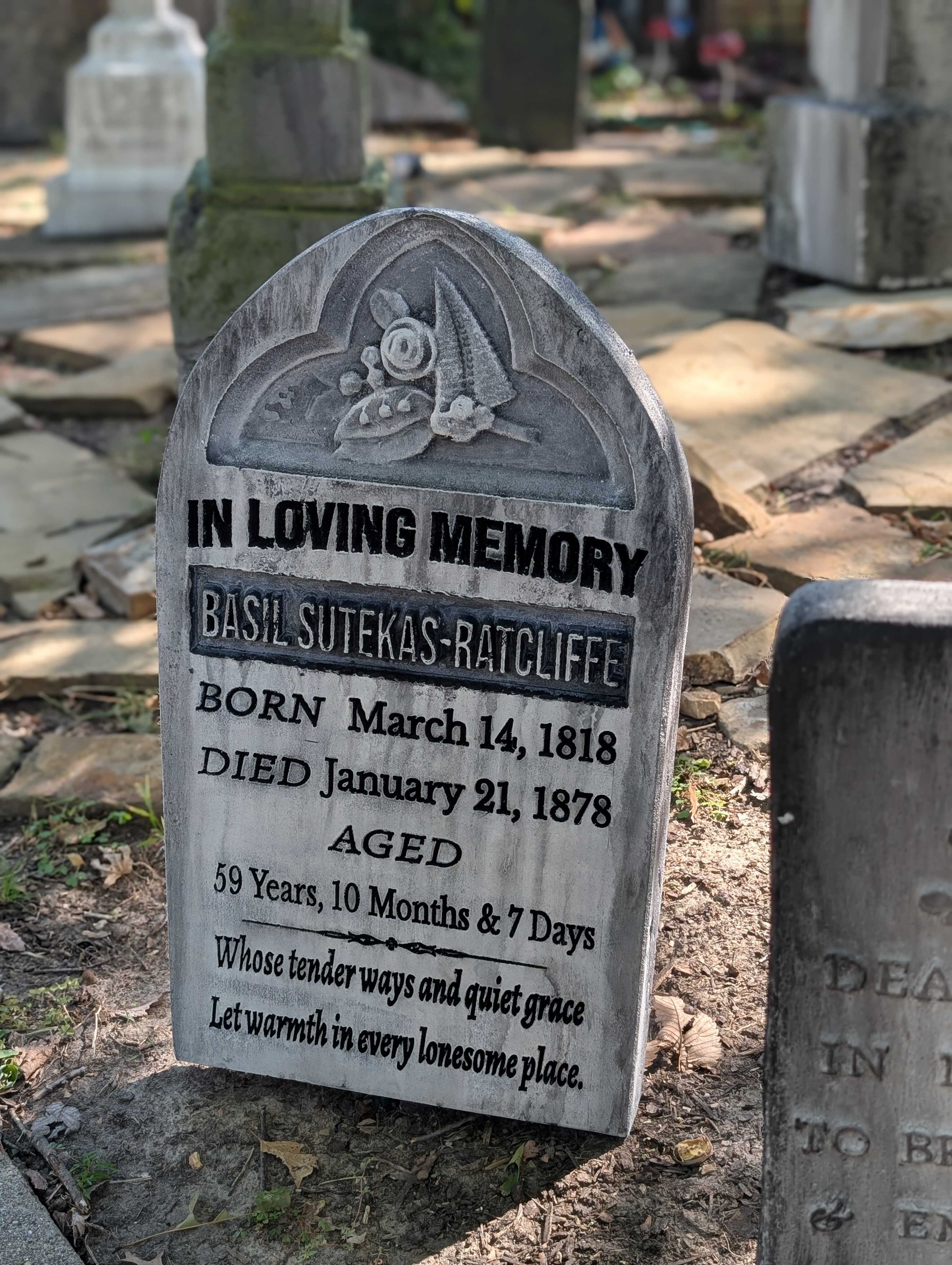 Basil Sutekas Custom Grave New England Bouquet Symbol